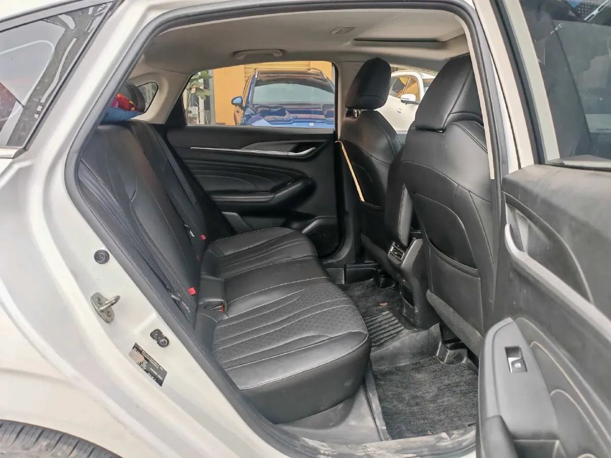 2021 ChangAn Eado 1.6L 128HP L4 CVT,autocango,china used car exporter,china ev exporter,chinese used car exporter,chinese used ev exporter