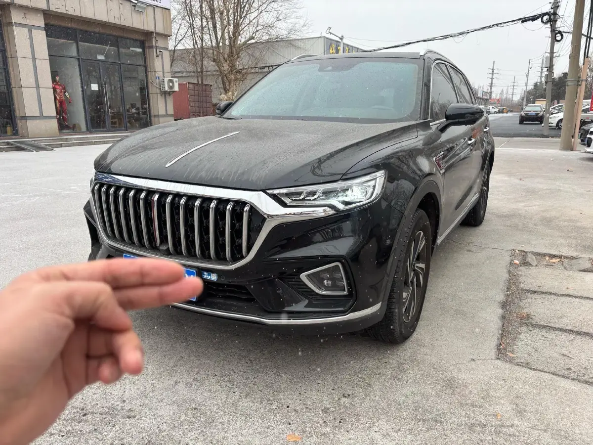 2022 HongQi HS5 2.0T 224HP L4 6AT