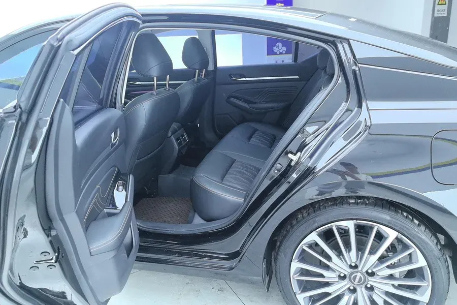 2022 Nissan Teana 2.0T 243HP L4 CVT,autocango,china used car exporter,china ev exporter,chinese used car exporter,chinese used ev exporter