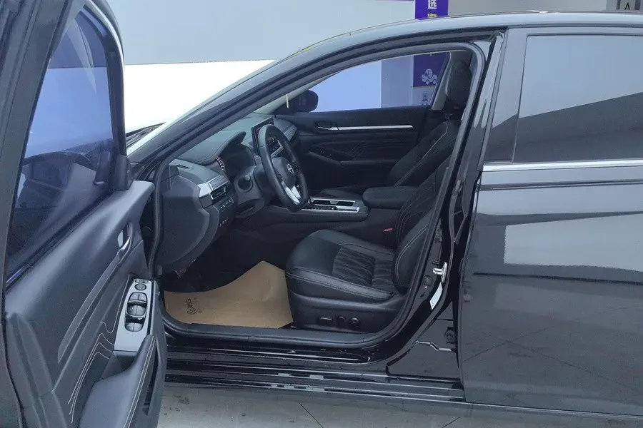 2022 Nissan Teana 2.0T 243HP L4 CVT,autocango,china used car exporter,china ev exporter,chinese used car exporter,chinese used ev exporter