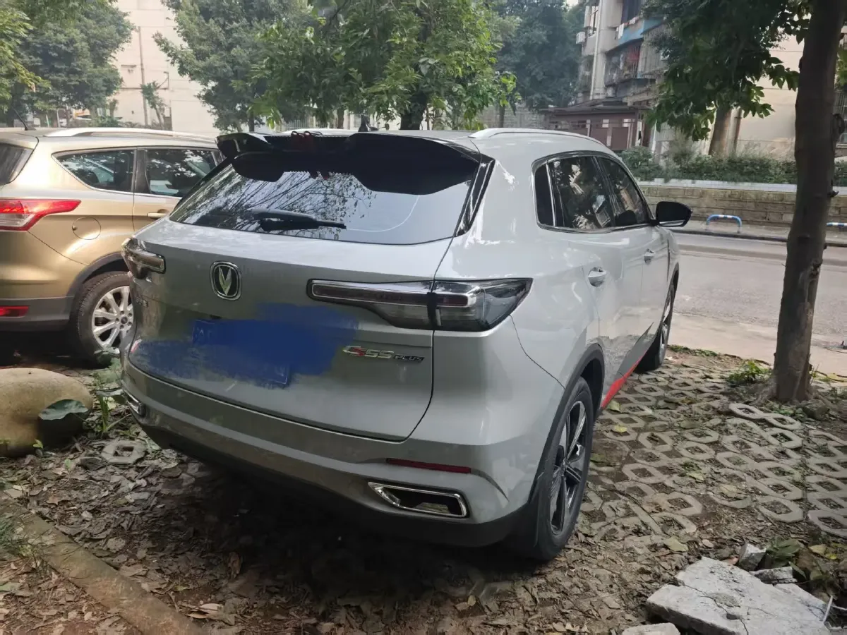 2022 ChangAn Oshan X7 Plus 1.5T 188HP L4 7DCT,autocango,china used car exporter,china ev exporter,chinese used car exporter,chinese used ev exporter
