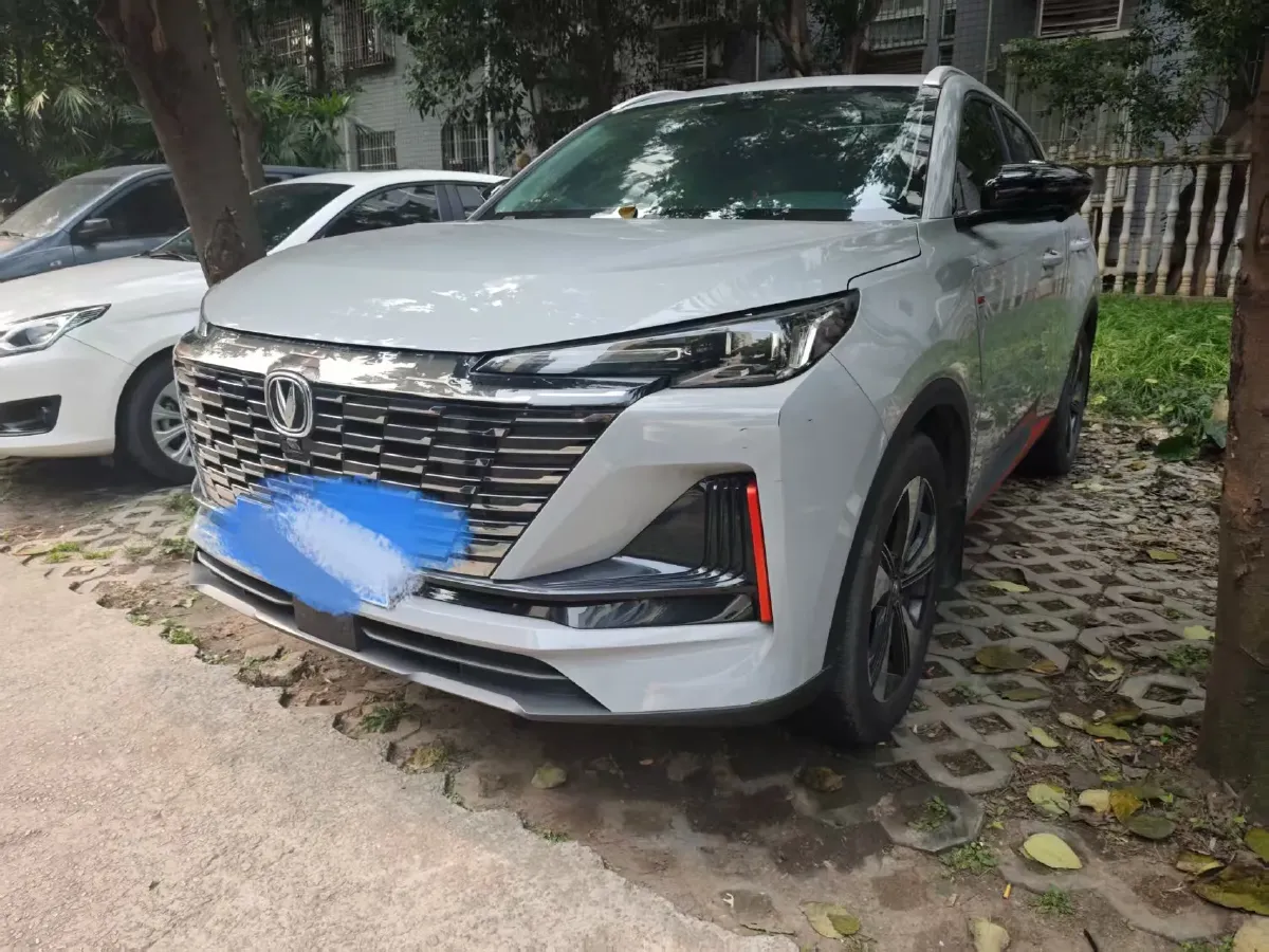 2022 ChangAn Oshan X7 Plus 1.5T 188HP L4 7DCT,autocango,china used car exporter,china ev exporter,chinese used car exporter,chinese used ev exporter