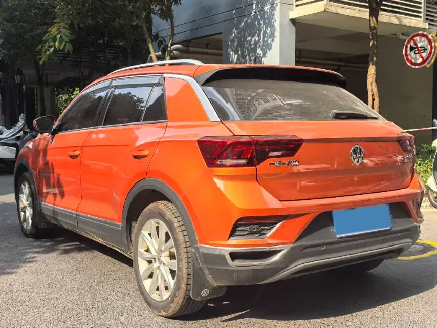 2018 Mitsubishi Eclipse Cross 1.5T 170HP L4 CVT,autocango,china used car exporter,china ev exporter,chinese used car exporter,chinese used ev exporter