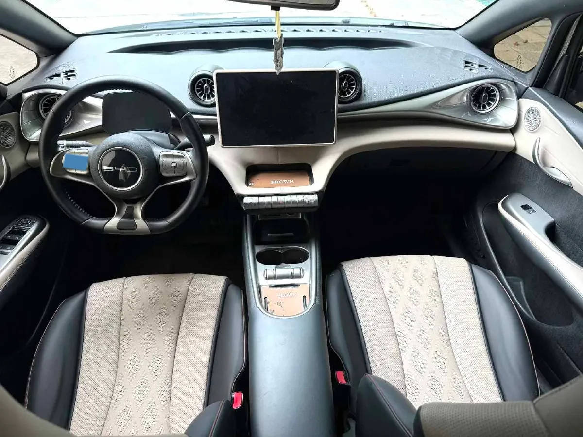 2023 BYD Dolphin BEV 44.928KWH,autocango,china used car exporter,china ev exporter,chinese used car exporter,chinese used ev exporter