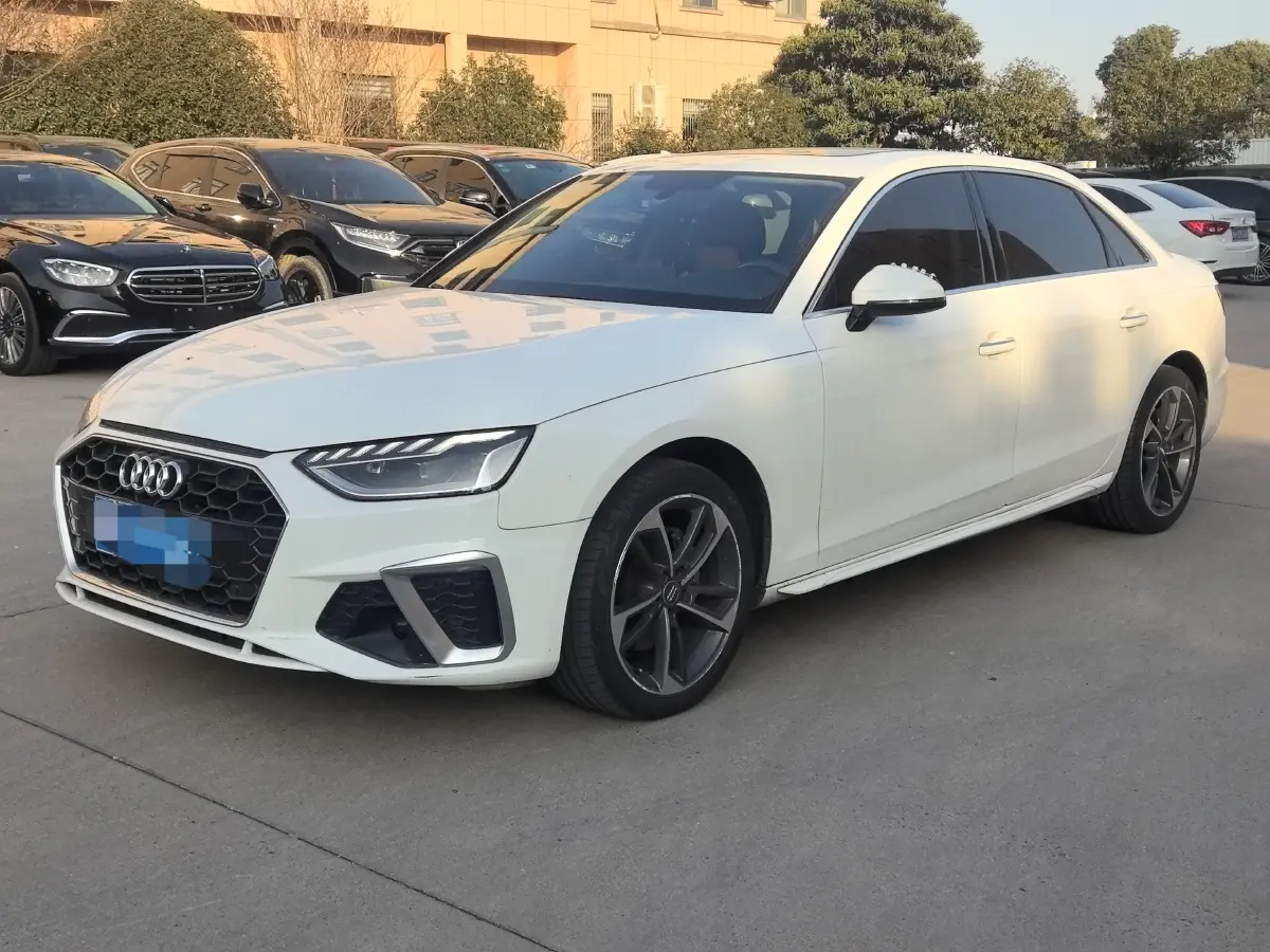2020 Audi A4L 2.0T 190HP L4 7DCT