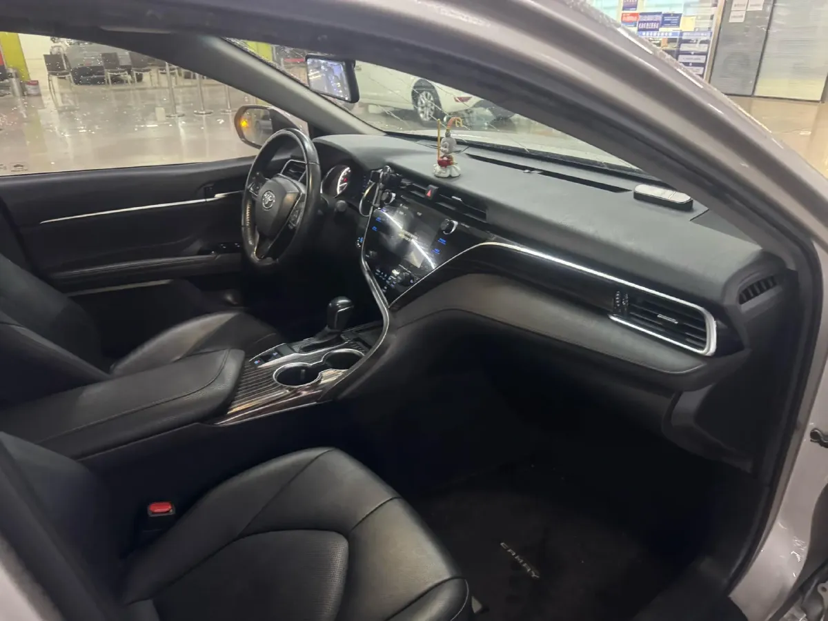 2019 Toyota Camry 2.0L 178HP L4 CVT,autocango,china used car exporter,china ev exporter,chinese used car exporter,chinese used ev exporter