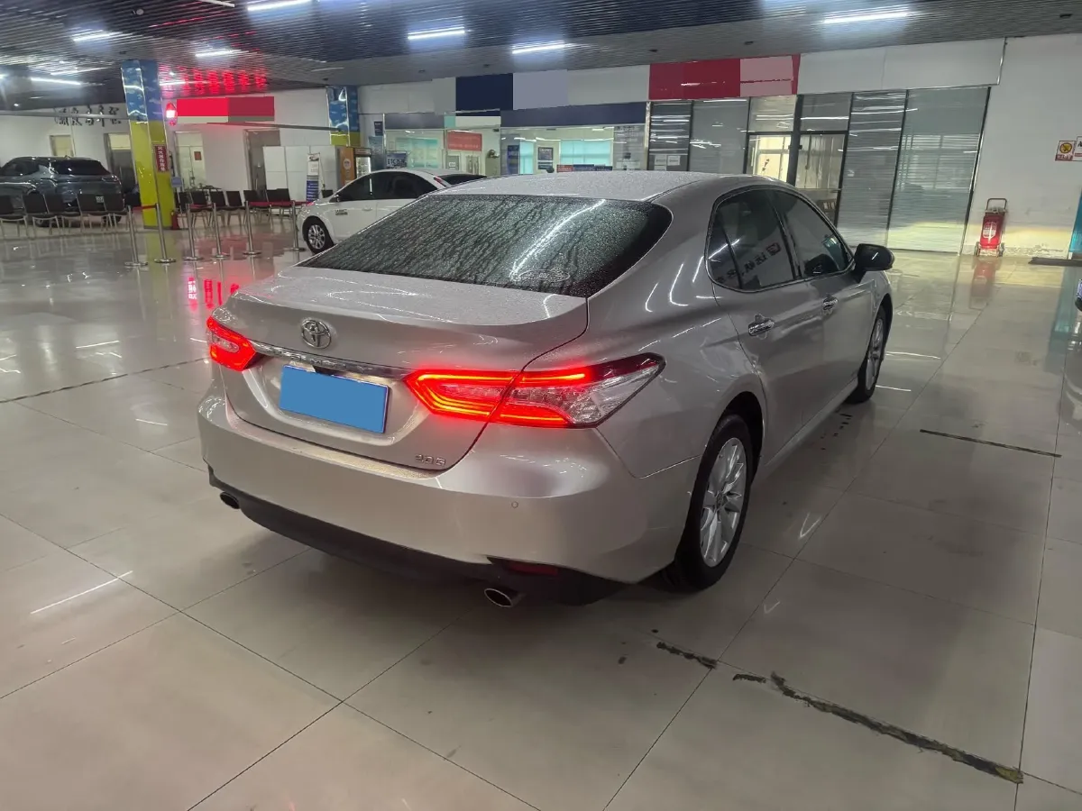 2019 Toyota Camry 2.0L 178HP L4 CVT,autocango,china used car exporter,china ev exporter,chinese used car exporter,chinese used ev exporter