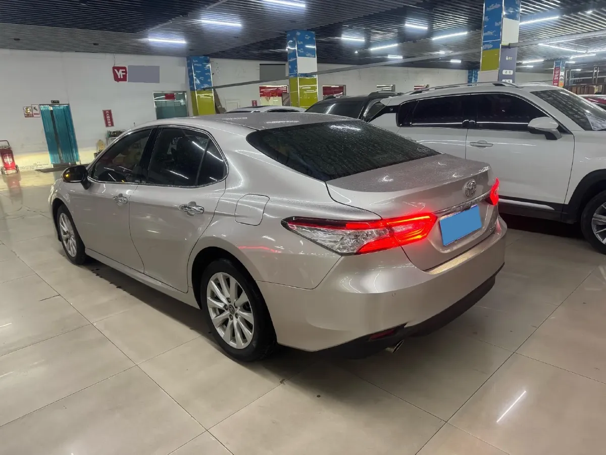 2019 Toyota Camry 2.0L 178HP L4 CVT,autocango,china used car exporter,china ev exporter,chinese used car exporter,chinese used ev exporter