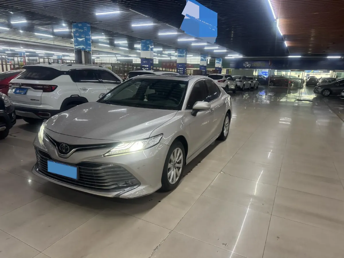 2019 Toyota Camry 2.0L 178HP L4 CVT,autocango,china used car exporter,china ev exporter,chinese used car exporter,chinese used ev exporter