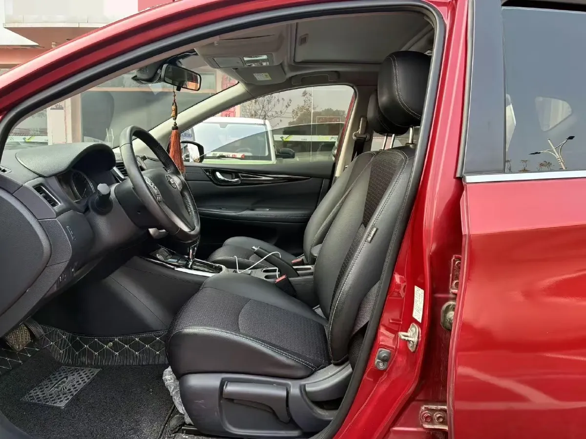 2020 Nissan Tiida 1.6L 126HP L4 CVT,autocango,china used car exporter,china ev exporter,chinese used car exporter,chinese used ev exporter