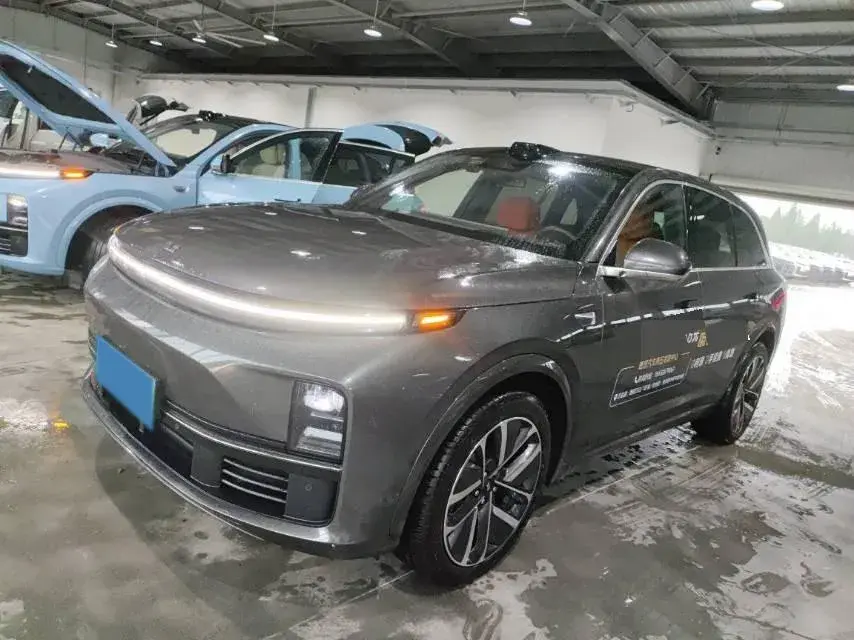 2024 Li L8 Range Extended 154HP REEV 52.3KWH