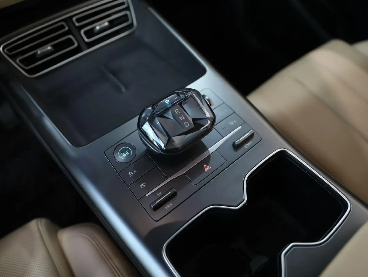 2025 BYD Song Pro 1.5L 101HP L4 E-CVT PHEV 18.3KWH,autocango,china used car exporter,china ev exporter,chinese used car exporter,chinese used ev exporter