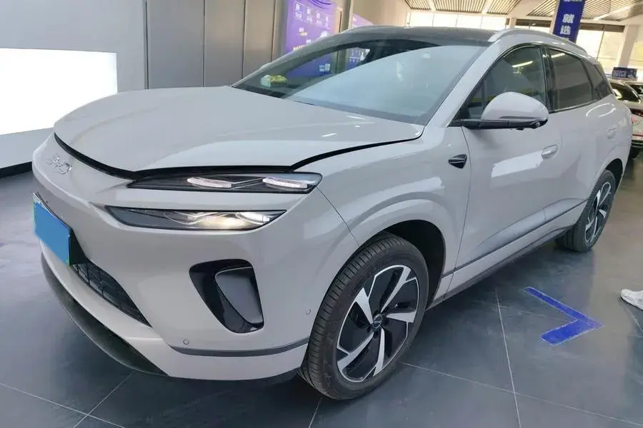 2025 LanDian E5 PLUS 1.5L 95HP L4 E-CVT PHEV