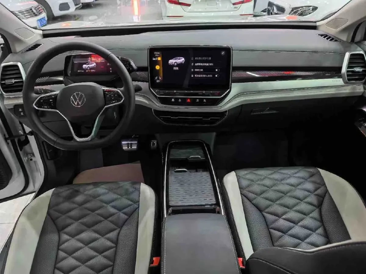 2022 ARCFOX αT BEV 94.5KWH,autocango,china used car exporter,china ev exporter,chinese used car exporter,chinese used ev exporter