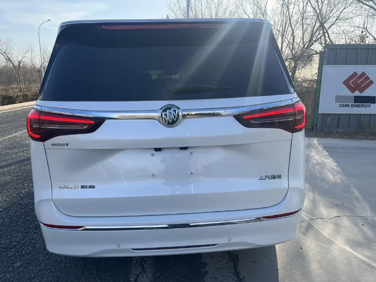 2022 Buick GL8 2.0T 237HP L4 9AT,autocango,china used car exporter,china ev exporter,chinese used car exporter,chinese used ev exporter