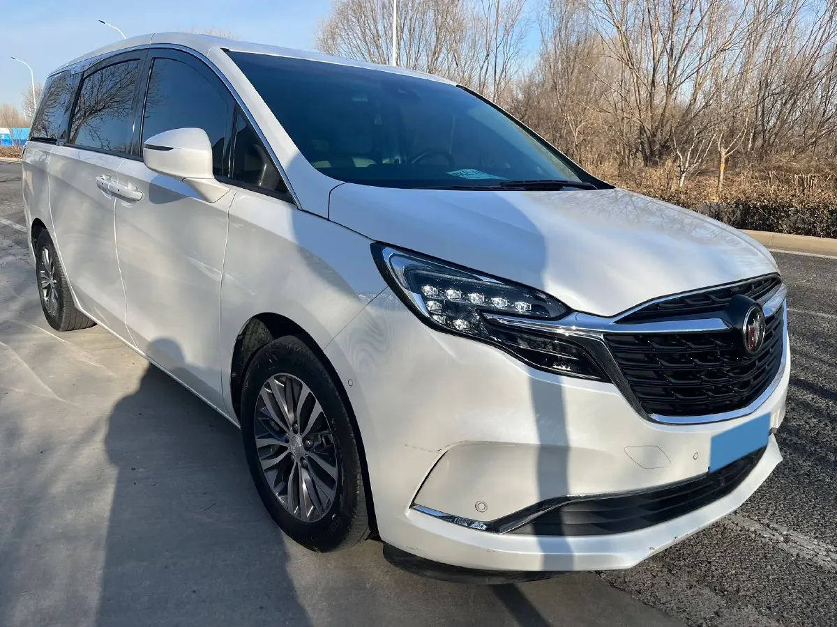 2022 Buick GL8 2.0T 237HP L4 9AT,autocango,china used car exporter,china ev exporter,chinese used car exporter,chinese used ev exporter