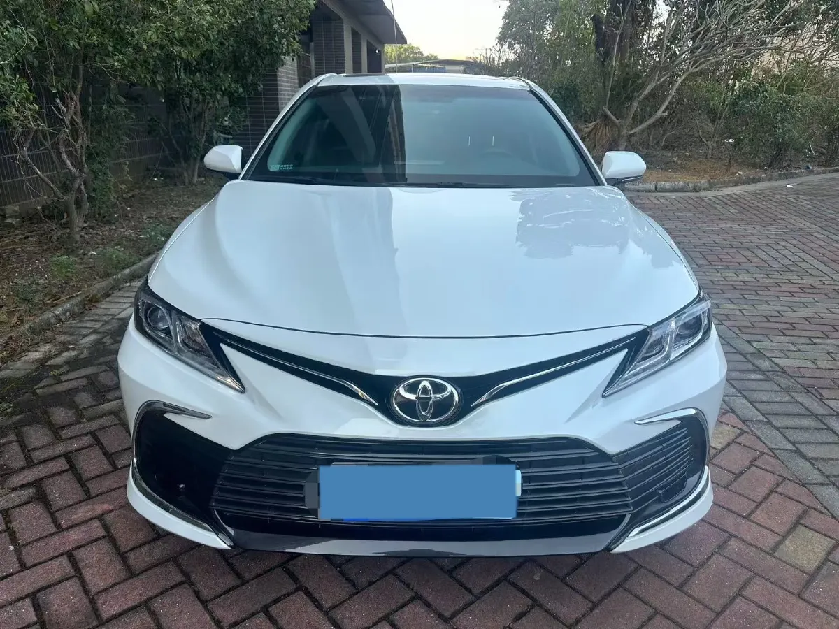 2023 Toyota Camry 2.0L 177HP L4 CVT,autocango,china used car exporter,china ev exporter,chinese used car exporter,chinese used ev exporter