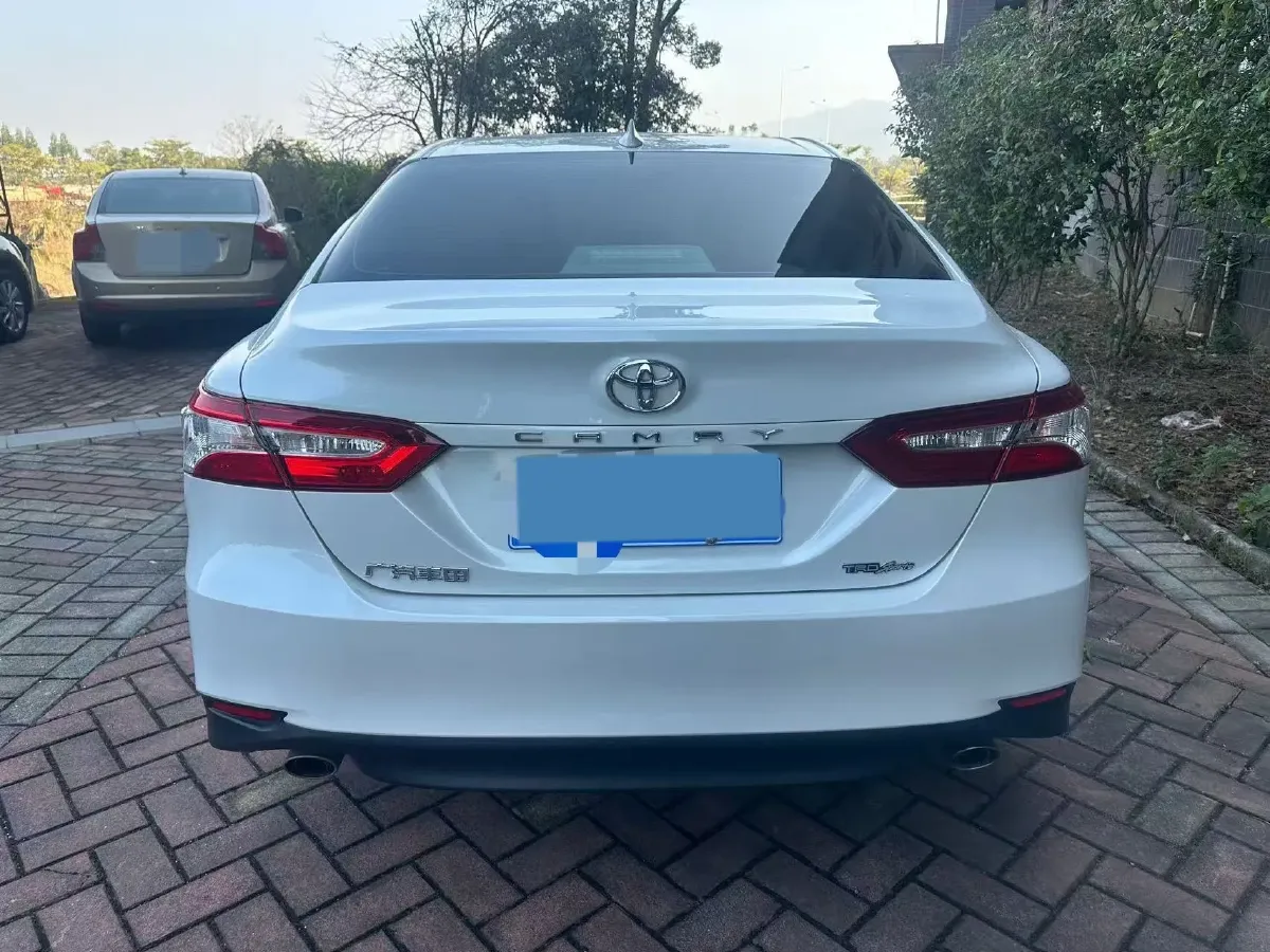 2023 Toyota Camry 2.0L 177HP L4 CVT,autocango,china used car exporter,china ev exporter,chinese used car exporter,chinese used ev exporter