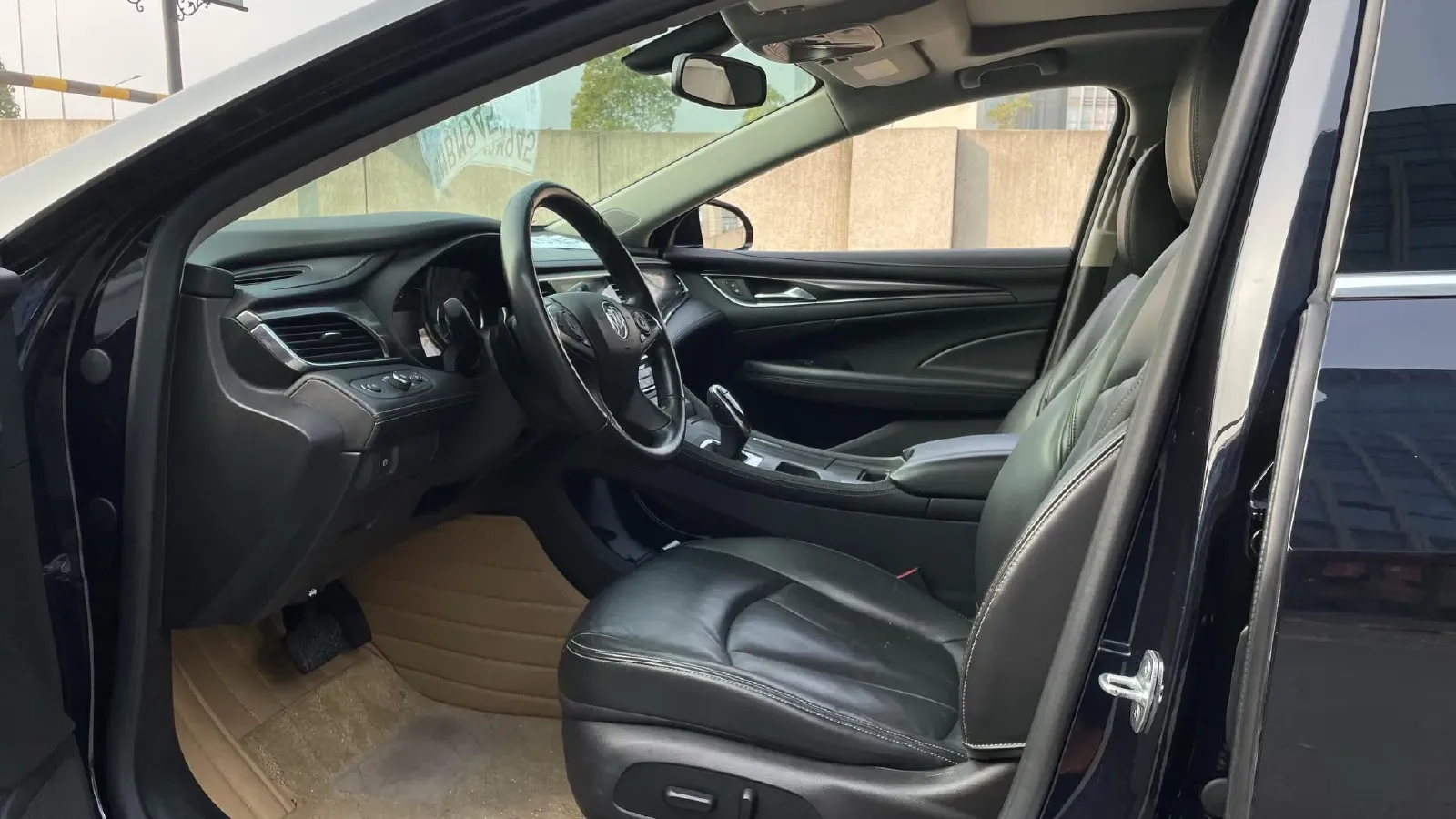 2020 Buick Larcosse 2.0T 237HP L4 9AT,autocango,china used car exporter,china ev exporter,chinese used car exporter,chinese used ev exporter