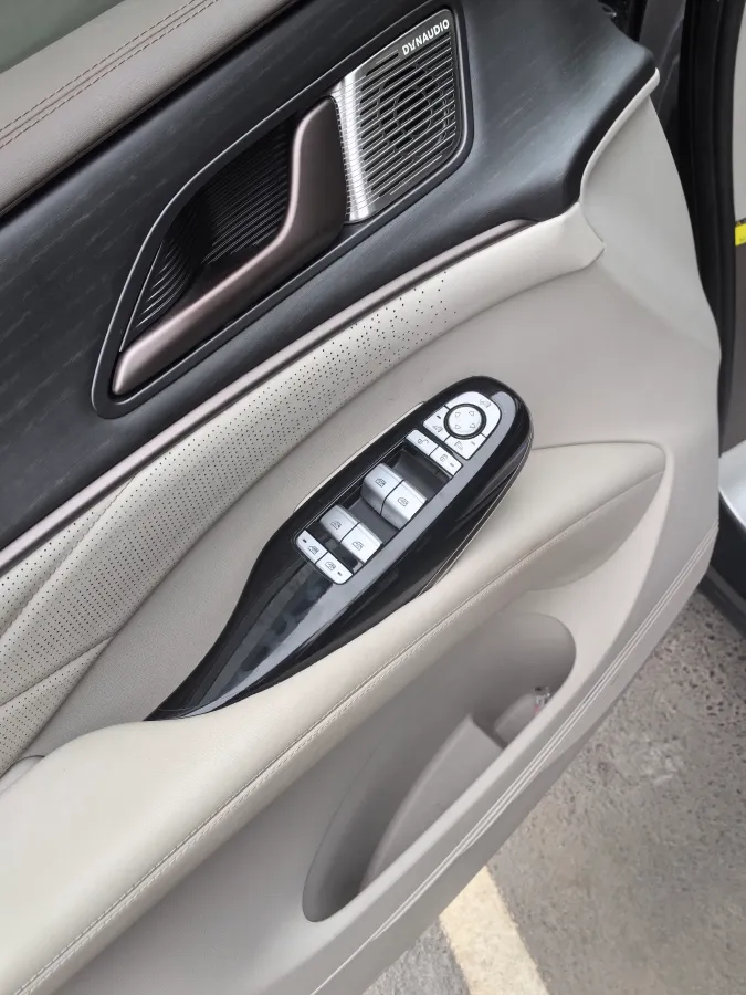 2022 Honda Odyssey 2.0L 146HP L4 E-CVT Hybrid,autocango,china used car exporter,china ev exporter,chinese used car exporter,chinese used ev exporter