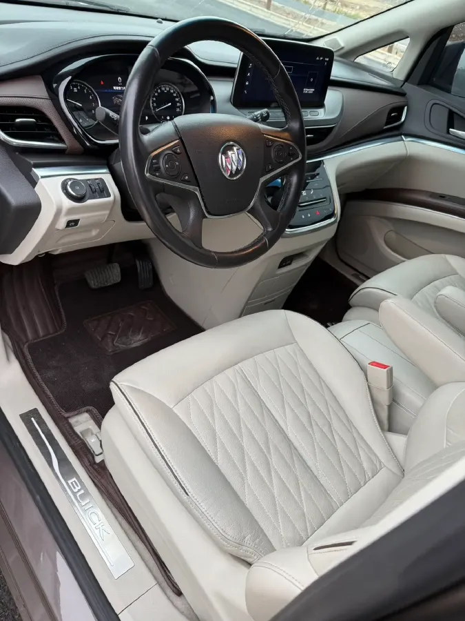 2021 Buick GL8 2.0T 237HP L4 9AT,autocango,china used car exporter,china ev exporter,chinese used car exporter,chinese used ev exporter