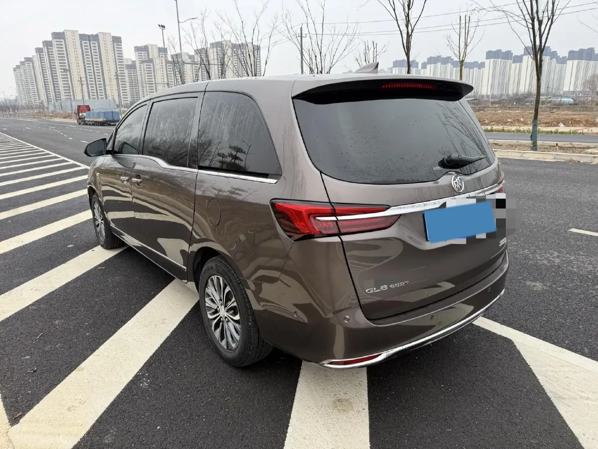 2021 Buick GL8 2.0T 237HP L4 9AT,autocango,china used car exporter,china ev exporter,chinese used car exporter,chinese used ev exporter