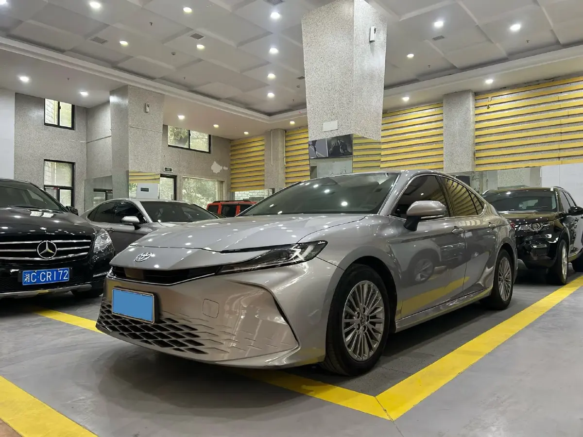 2024 Toyota Camry 2.0L 173HP L4 CVT
