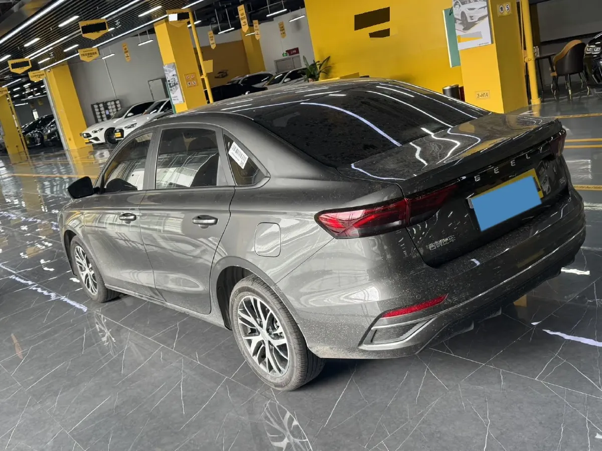 2025 Geely Emgrand 1.5L 127HP L4 CVT,autocango,china used car exporter,china ev exporter,chinese used car exporter,chinese used ev exporter