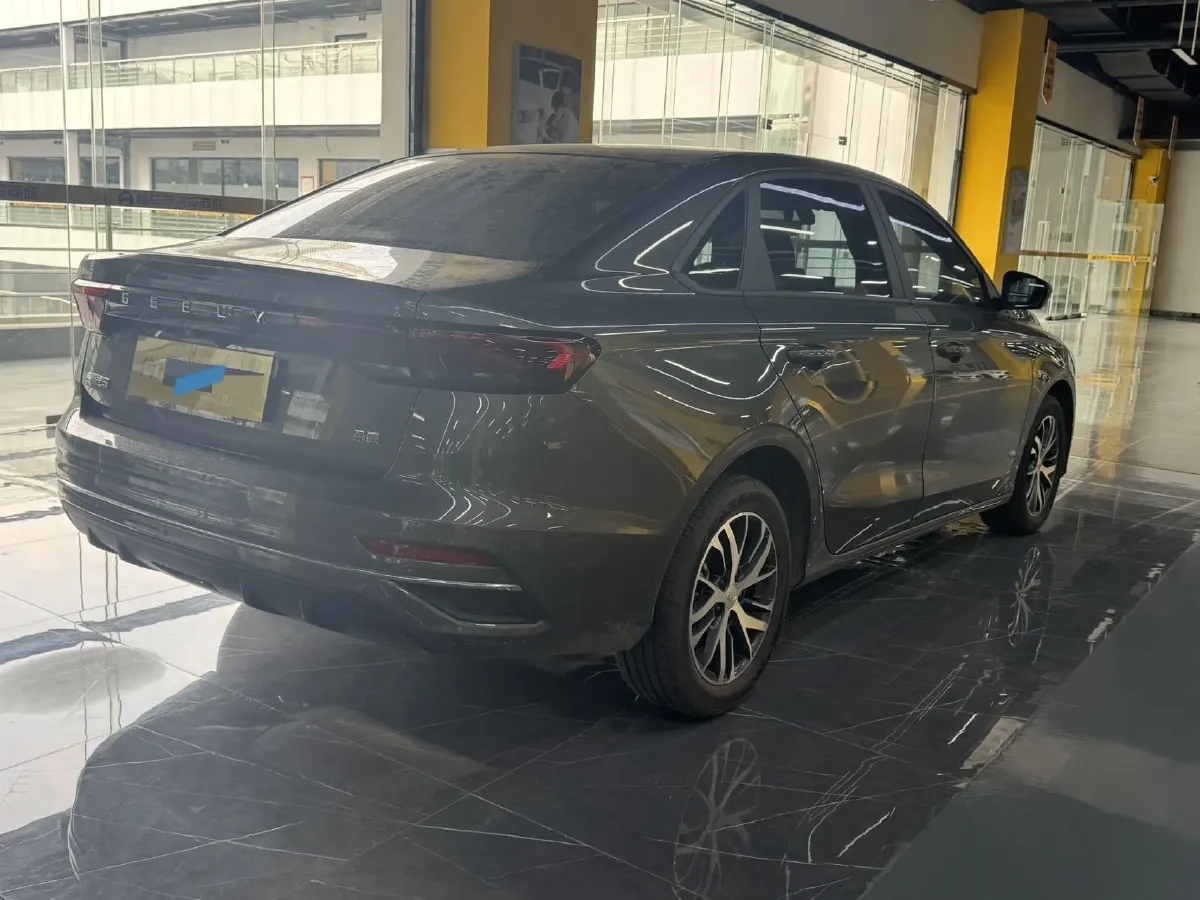 2025 Geely Emgrand 1.5L 127HP L4 CVT,autocango,china used car exporter,china ev exporter,chinese used car exporter,chinese used ev exporter