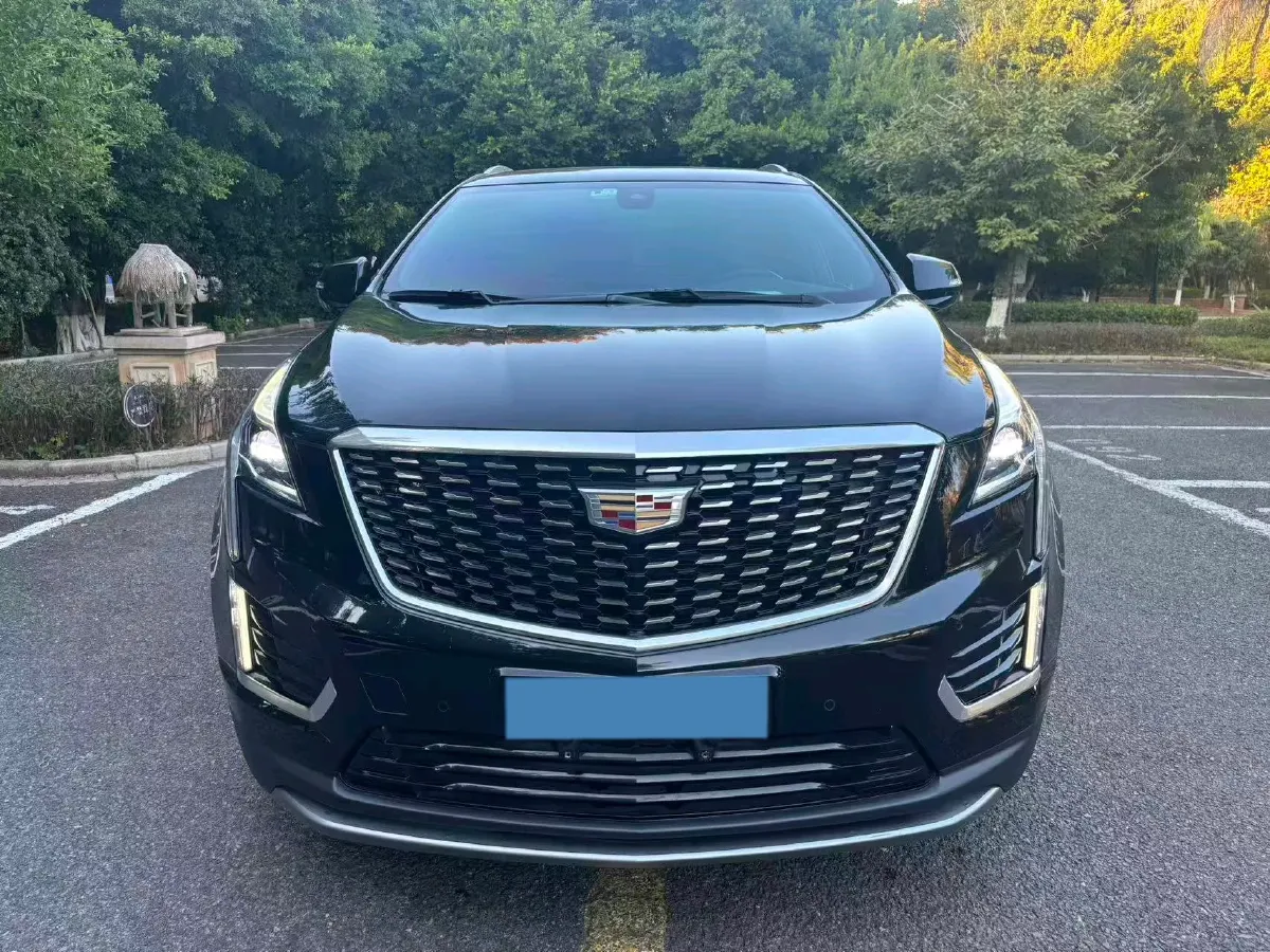 2020 Cadillac XT5 2.0T 241HP L4 9AT,autocango,china used car exporter,china ev exporter,chinese used car exporter,chinese used ev exporter
