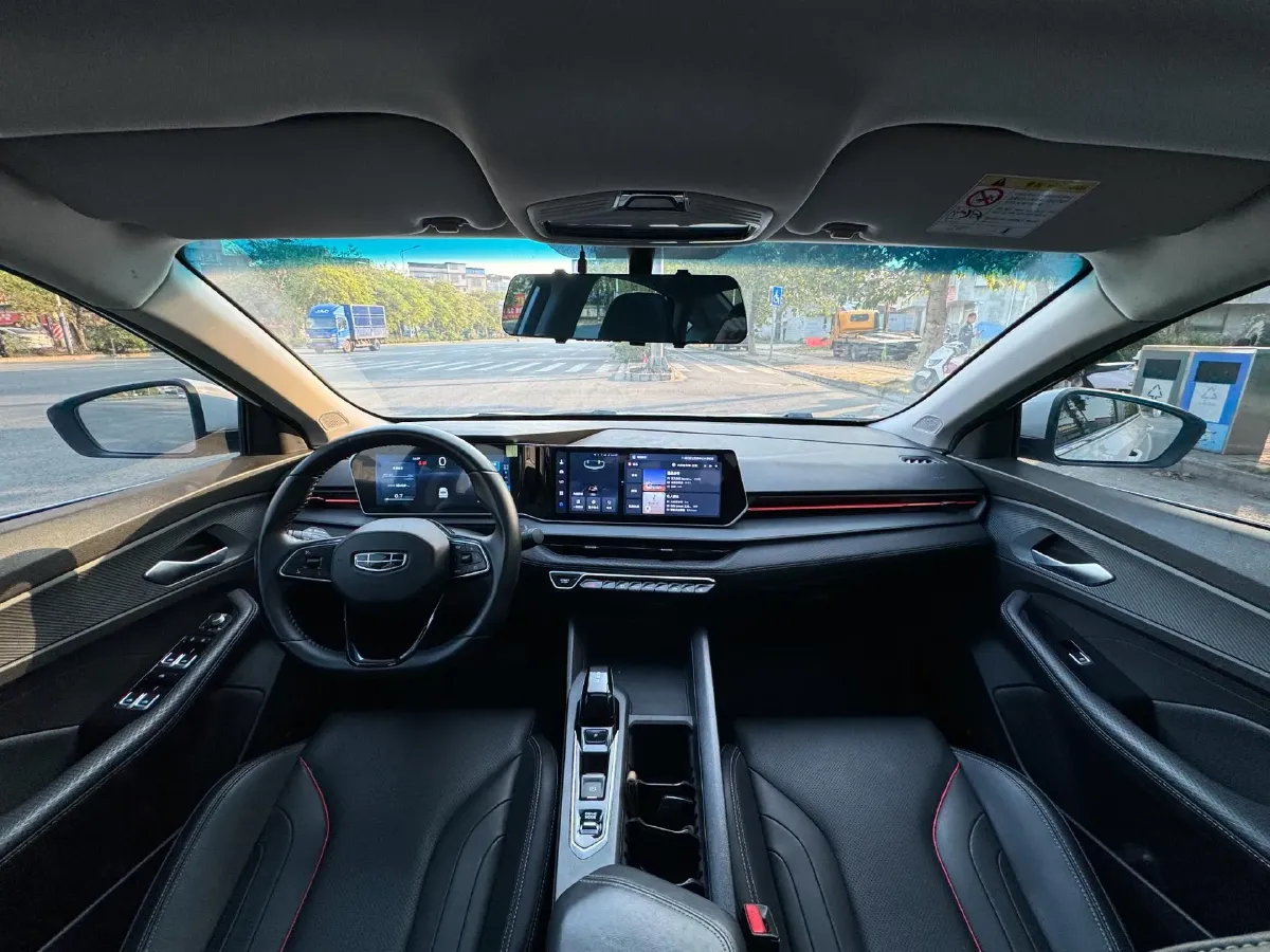 2022 Geely Binray 1.5T 181HP L4 7DCT,autocango,china used car exporter,china ev exporter,chinese used car exporter,chinese used ev exporter