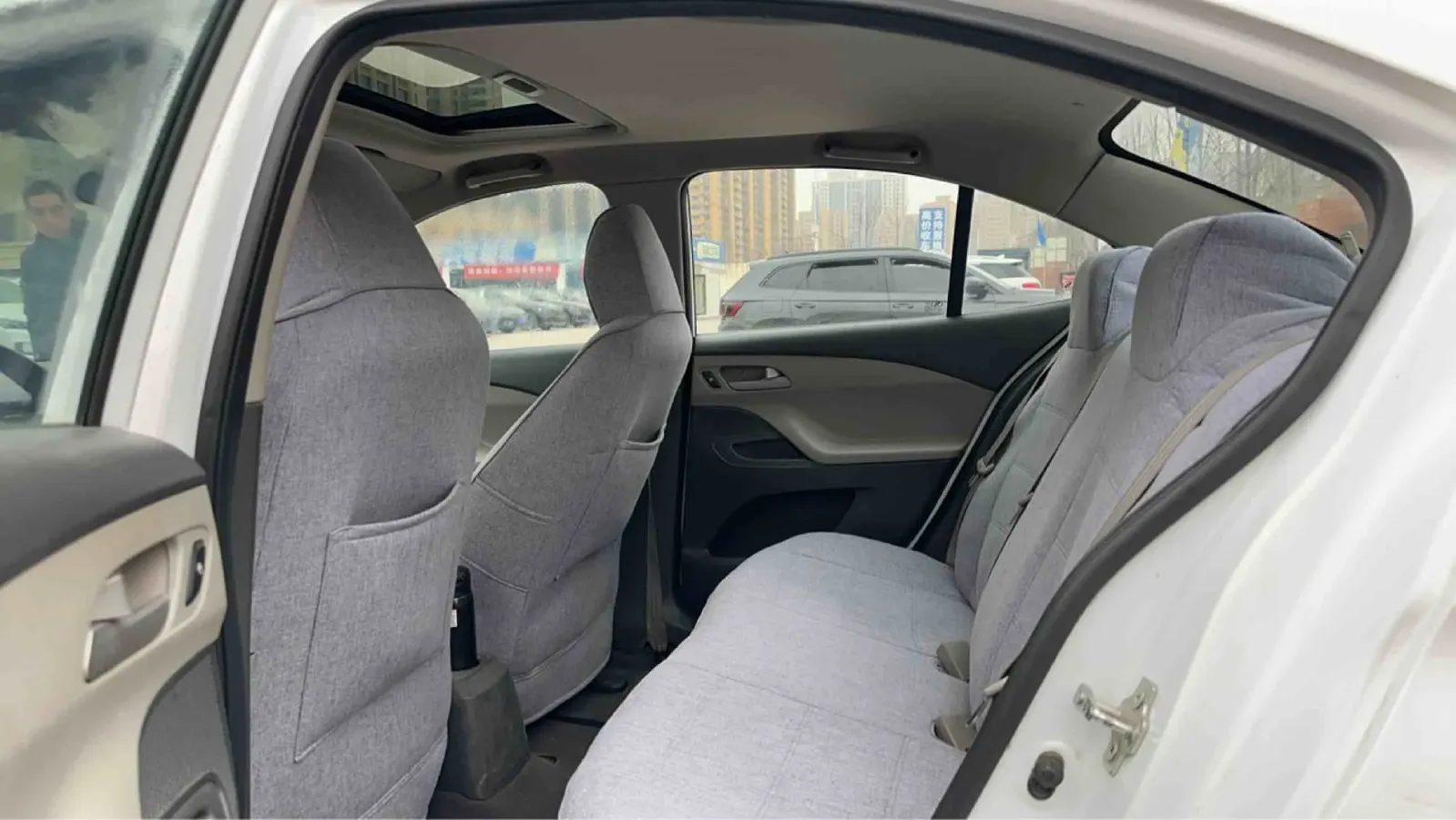 2015 Chevrolet Sail 1.5L 113HP L4 5MT,autocango,china used car exporter,china ev exporter,chinese used car exporter,chinese used ev exporter
