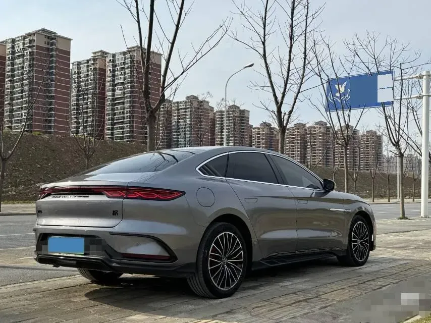 2022 Volkswagen Tiguan L 2.0T 186HP L4 7DCT,autocango,china used car exporter,china ev exporter,chinese used car exporter,chinese used ev exporter