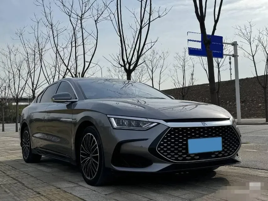 2022 Volkswagen Tiguan L 2.0T 186HP L4 7DCT,autocango,china used car exporter,china ev exporter,chinese used car exporter,chinese used ev exporter