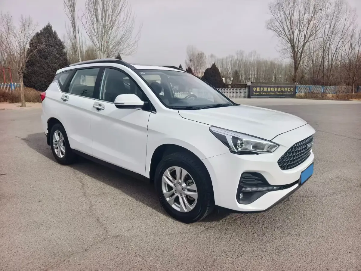 2019 Haval M6 1.5T 150HP L4 7DCT,autocango,china used car exporter,china ev exporter,chinese used car exporter,chinese used ev exporter