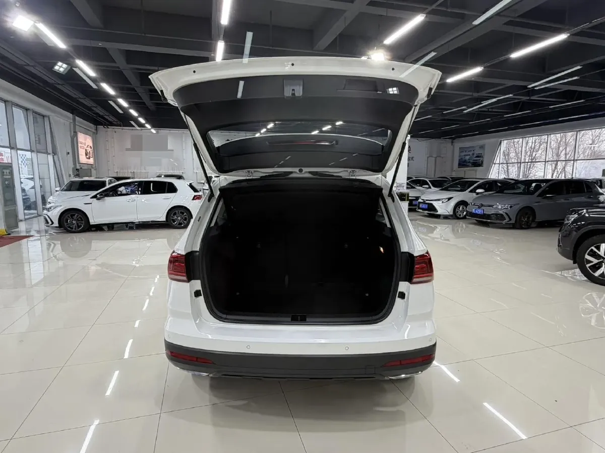 2022 Ford Transit 2.0T 202HP L4 6AT,autocango,china used car exporter,china ev exporter,chinese used car exporter,chinese used ev exporter