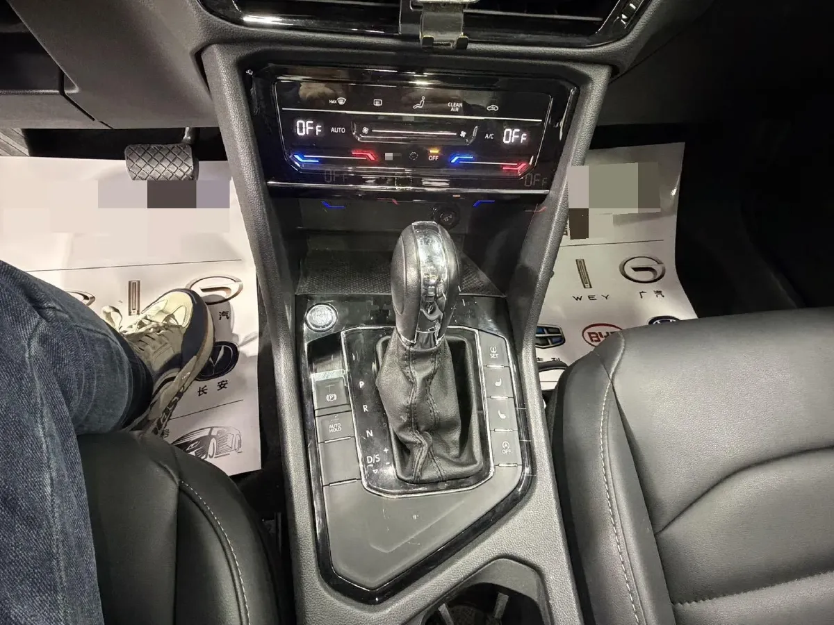 2022 Ford Transit 2.0T 202HP L4 6AT,autocango,china used car exporter,china ev exporter,chinese used car exporter,chinese used ev exporter