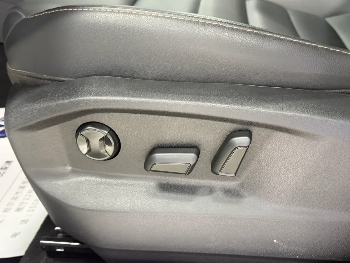 2022 Ford Transit 2.0T 202HP L4 6AT,autocango,china used car exporter,china ev exporter,chinese used car exporter,chinese used ev exporter