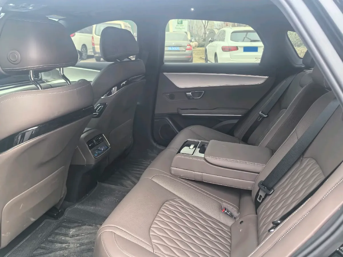 2024 BYD Han BEV 72KWH,autocango,china used car exporter,china ev exporter,chinese used car exporter,chinese used ev exporter