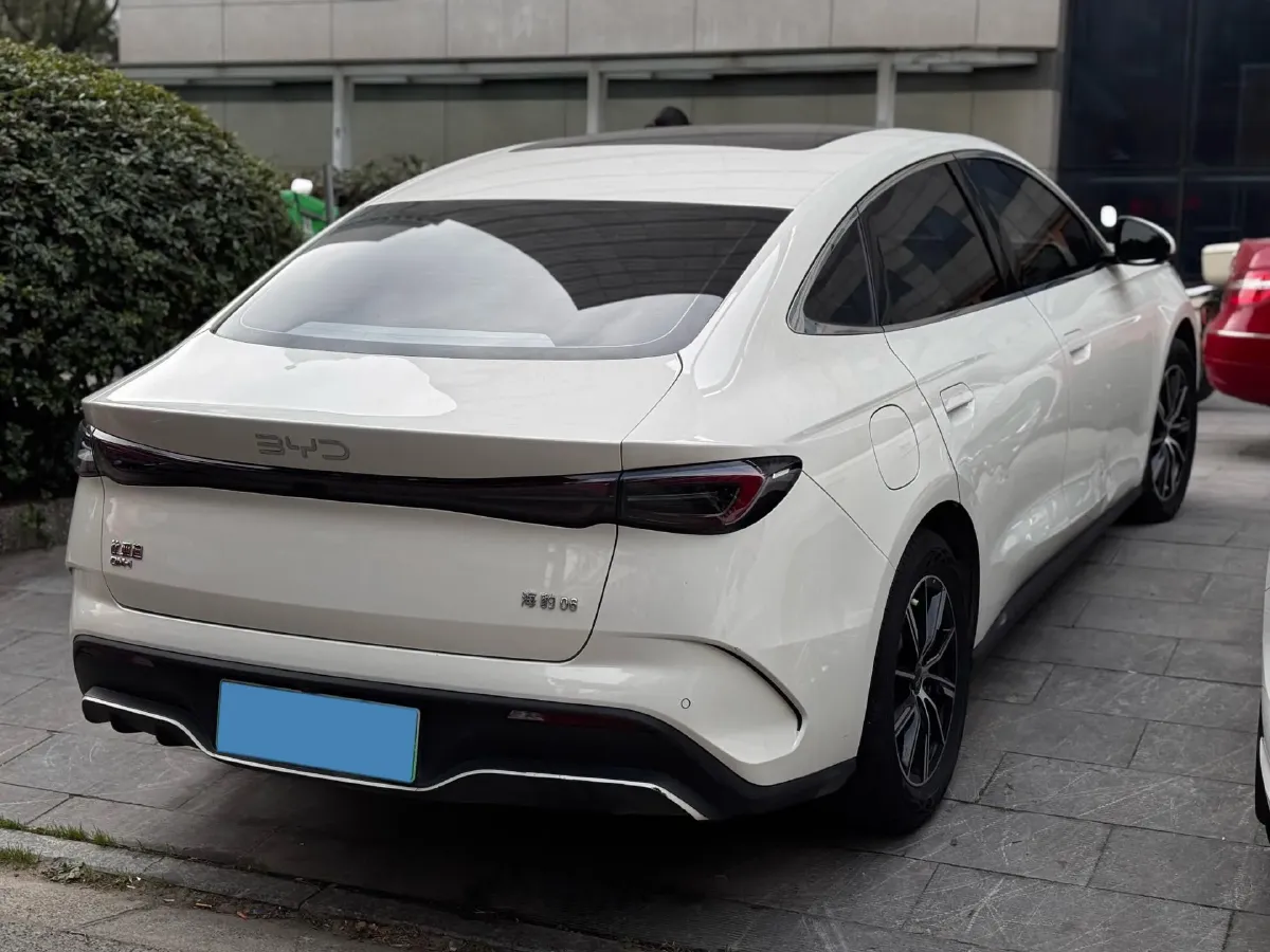 2024 BYD Seal 06 1.5L 101HP L4 E-CVT PHEV 15.87KWH,autocango,china used car exporter,china ev exporter,chinese used car exporter,chinese used ev exporter