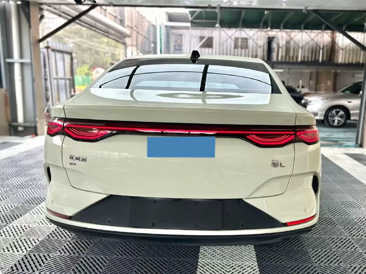 2025 BYD QinL BEV,autocango,china used car exporter,china ev exporter,chinese used car exporter,chinese used ev exporter