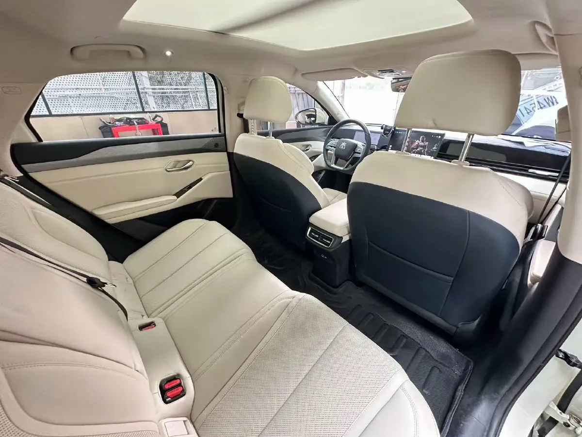 2025 BYD QinL BEV,autocango,china used car exporter,china ev exporter,chinese used car exporter,chinese used ev exporter