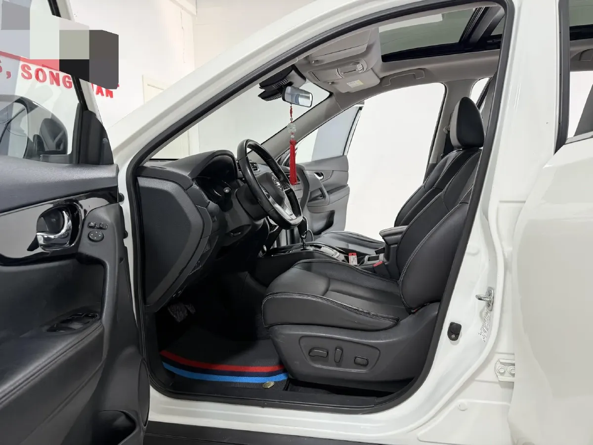 2020 Nissan X-Trail 2.0L 154HP L4 CVT,autocango,china used car exporter,china ev exporter,chinese used car exporter,chinese used ev exporter