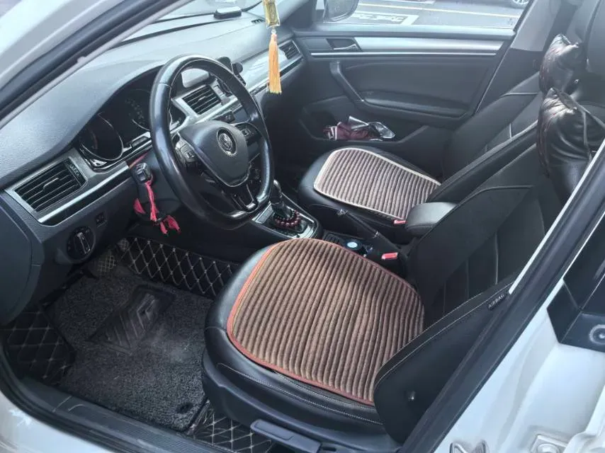 2018 Volkswagen Bora 1.5L 110HP L4 6AT,autocango,china used car exporter,china ev exporter,chinese used car exporter,chinese used ev exporter