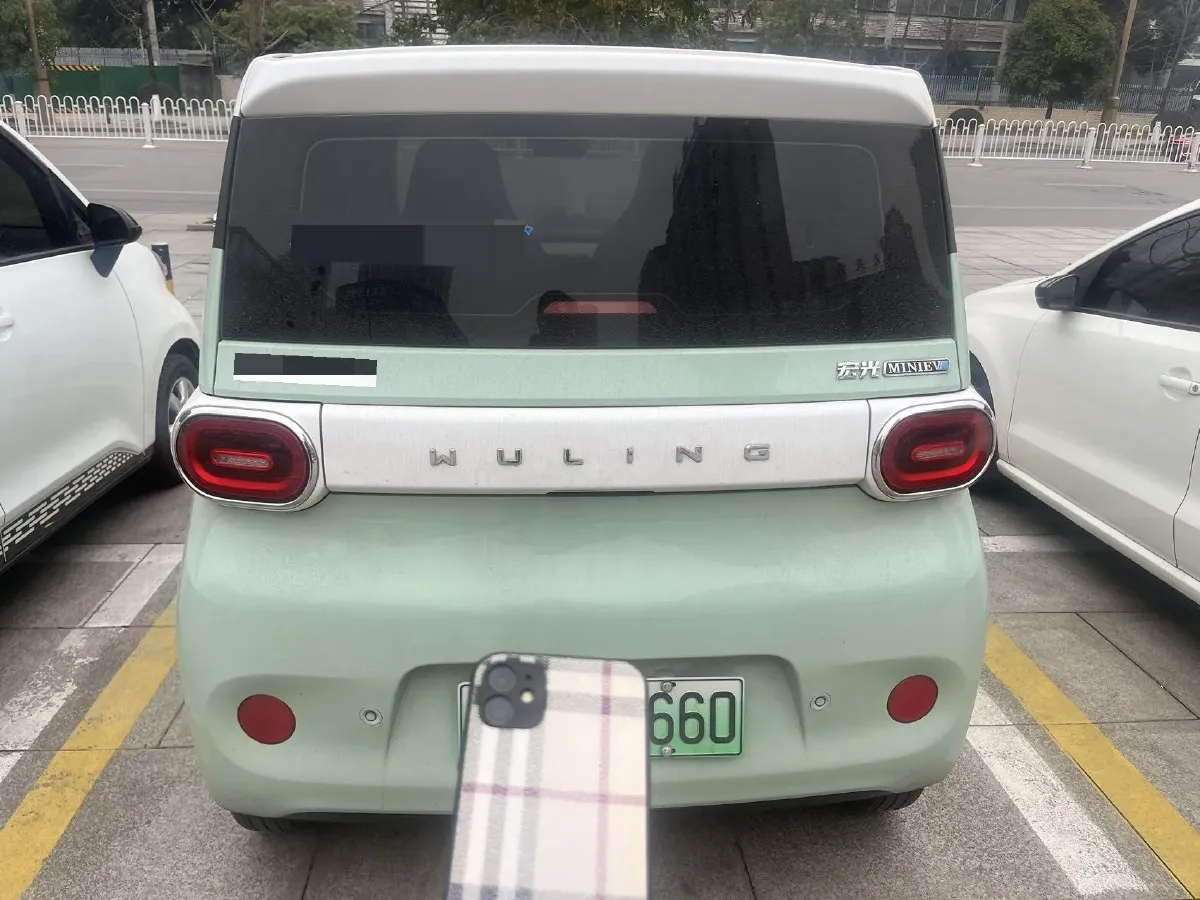 2024 WuLing HongGuang MINI EV BEV 9.3KWH,autocango,china used car exporter,china ev exporter,chinese used car exporter,chinese used ev exporter
