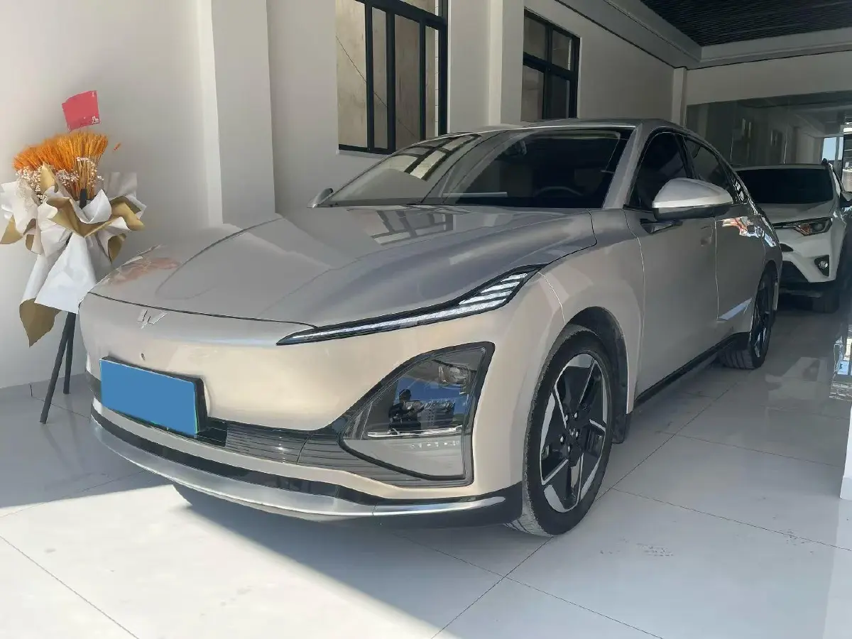 2024 WuLing XingGuang BEV 54.5KWH