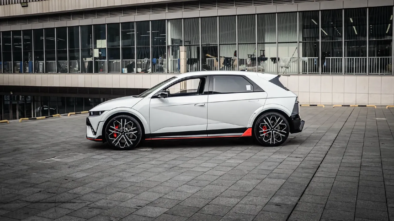 2024 Hyundai IONIQ 5 N BEV 83.3KWH,autocango,china used car exporter,china ev exporter,chinese used car exporter,chinese used ev exporter