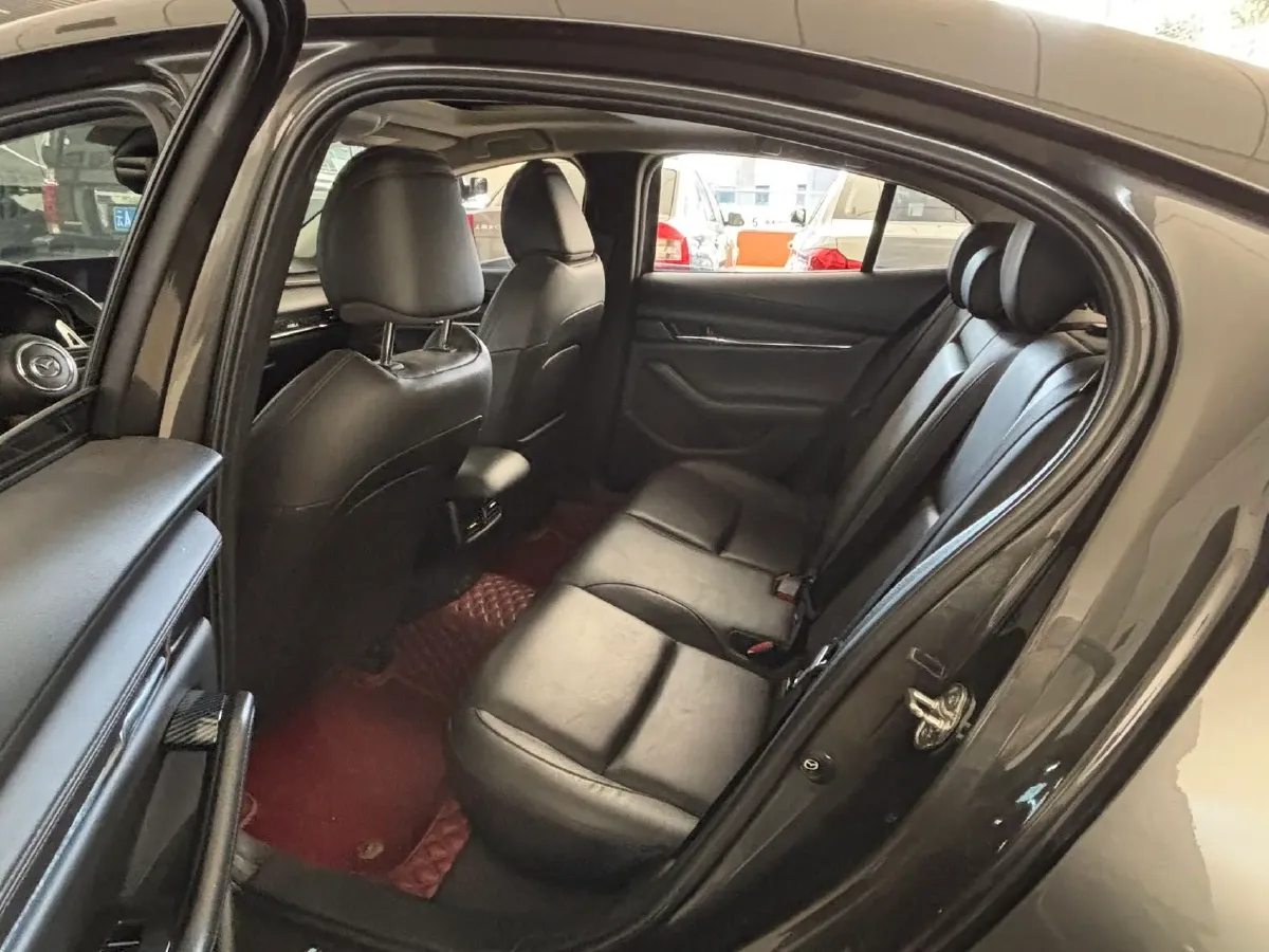 2022 Mazda 3 Axela 2.0L 158HP L4 6AT,autocango,china used car exporter,china ev exporter,chinese used car exporter,chinese used ev exporter