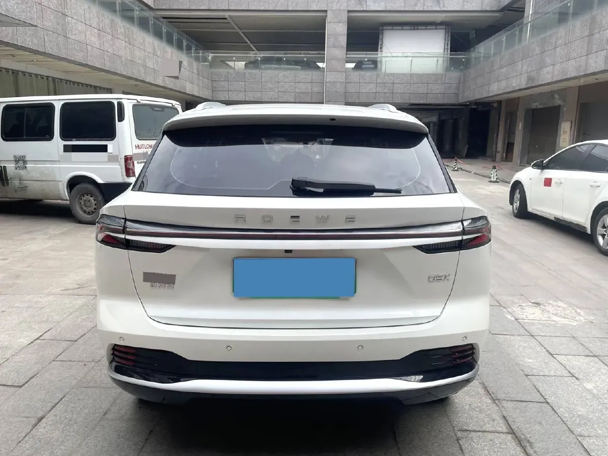 2024 Roewe D5X DMH 1.5T 150HP L4 2DHT PHEV 21.4KWH,autocango,china used car exporter,china ev exporter,chinese used car exporter,chinese used ev exporter