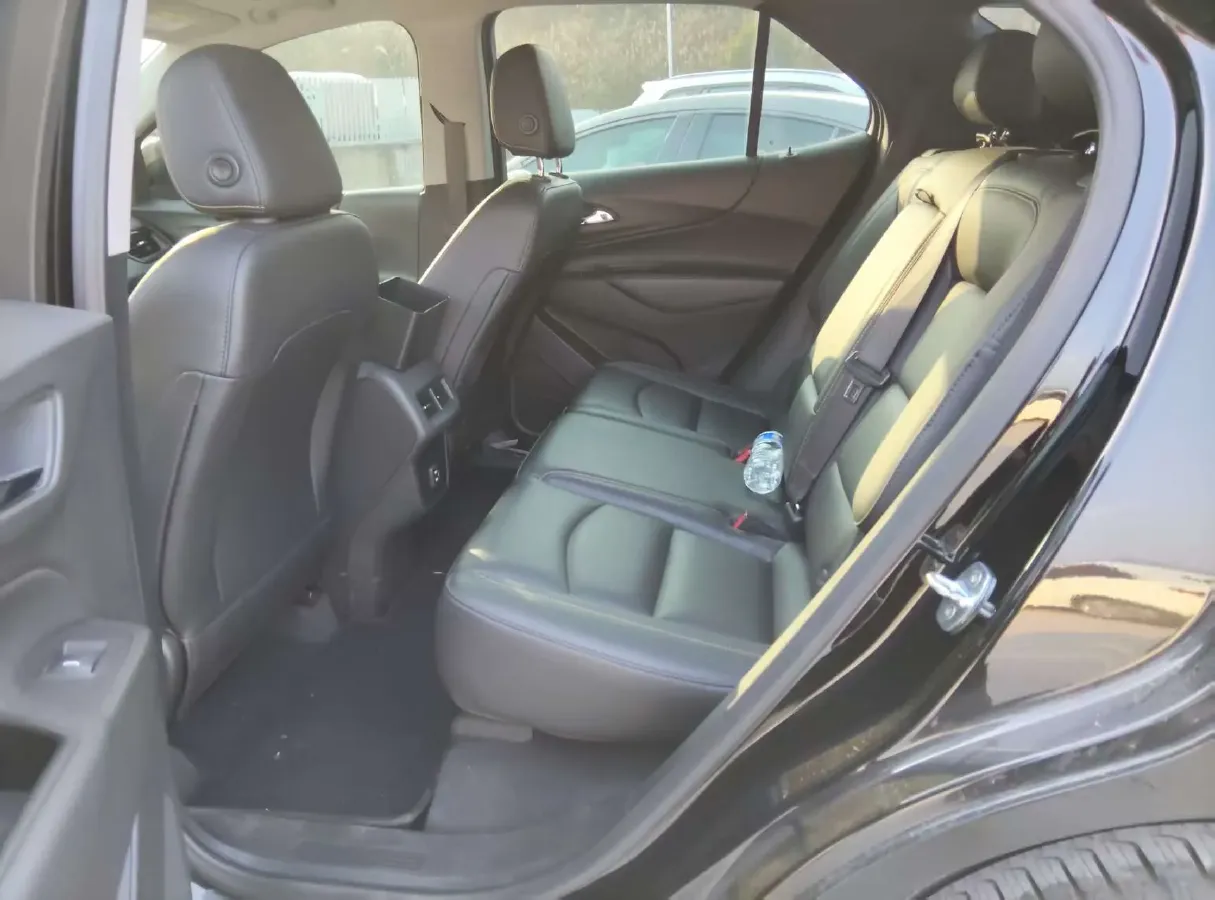 2021 Chevrolet Equinox 1.5T 169HP L4 6AT,autocango,china used car exporter,china ev exporter,chinese used car exporter,chinese used ev exporter